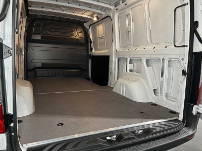 2026 Mercedes-Benz Sprinter 2500 Standard Roof I4 Diesel 144 RWD