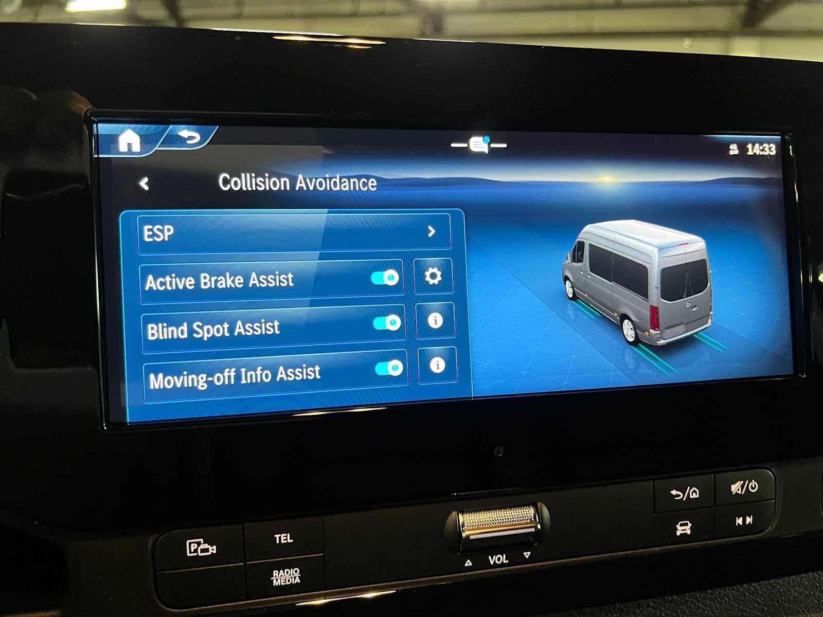 2026 Mercedes-Benz Sprinter 2500 Standard Roof I4 Diesel 144 RWD