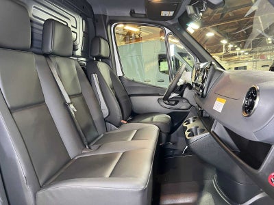 2026 Mercedes-Benz Sprinter Cargo 2500 Standard Roof I4 Diesel 144 RWD