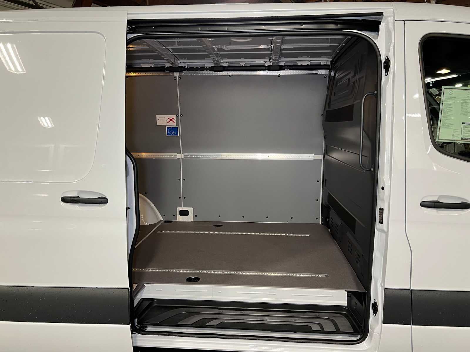 2026 Mercedes-Benz Sprinter Cargo 2500 Standard Roof I4 Diesel 144 RWD