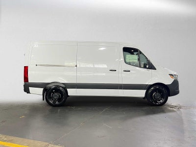 2026 Mercedes-Benz Sprinter Cargo 2500 Standard Roof I4 Diesel 144 RWD