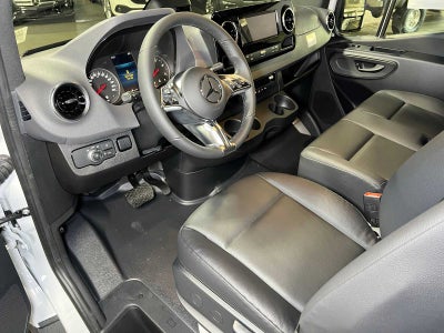 2026 Mercedes-Benz Sprinter Cargo 2500 Standard Roof I4 Diesel 144 RWD