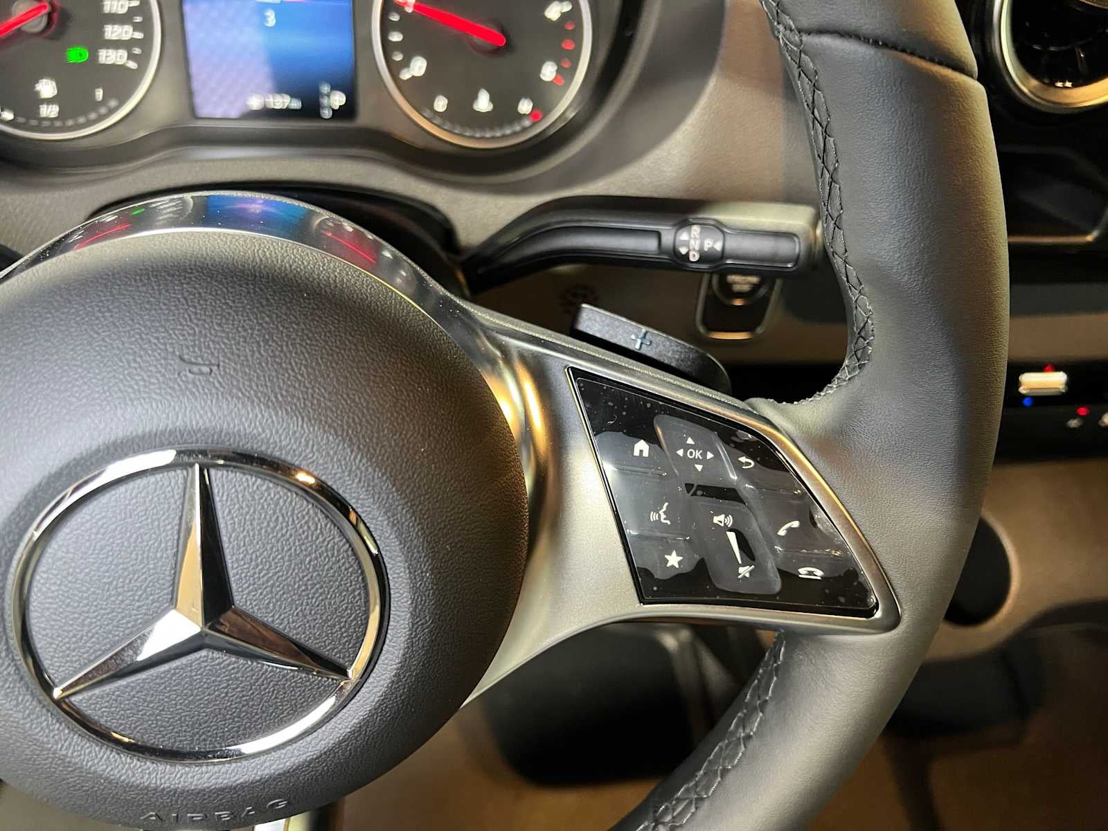 2026 Mercedes-Benz Sprinter Cargo 2500 Standard Roof I4 Diesel 144 RWD