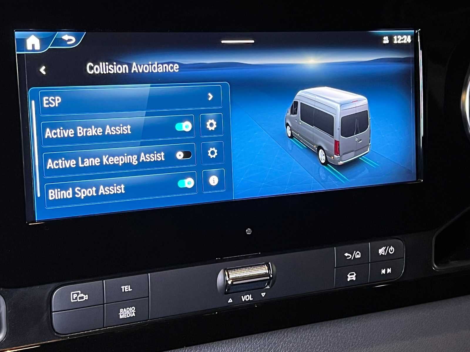 2026 Mercedes-Benz Sprinter Cargo 2500 Standard Roof I4 Diesel 144 RWD