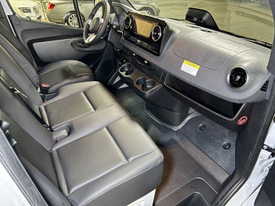 2026 Mercedes-Benz Sprinter 2500 Standard Roof I4 Diesel 144 RWD