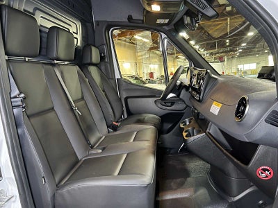 2026 Mercedes-Benz Sprinter 2500 Standard Roof I4 Diesel 144 RWD