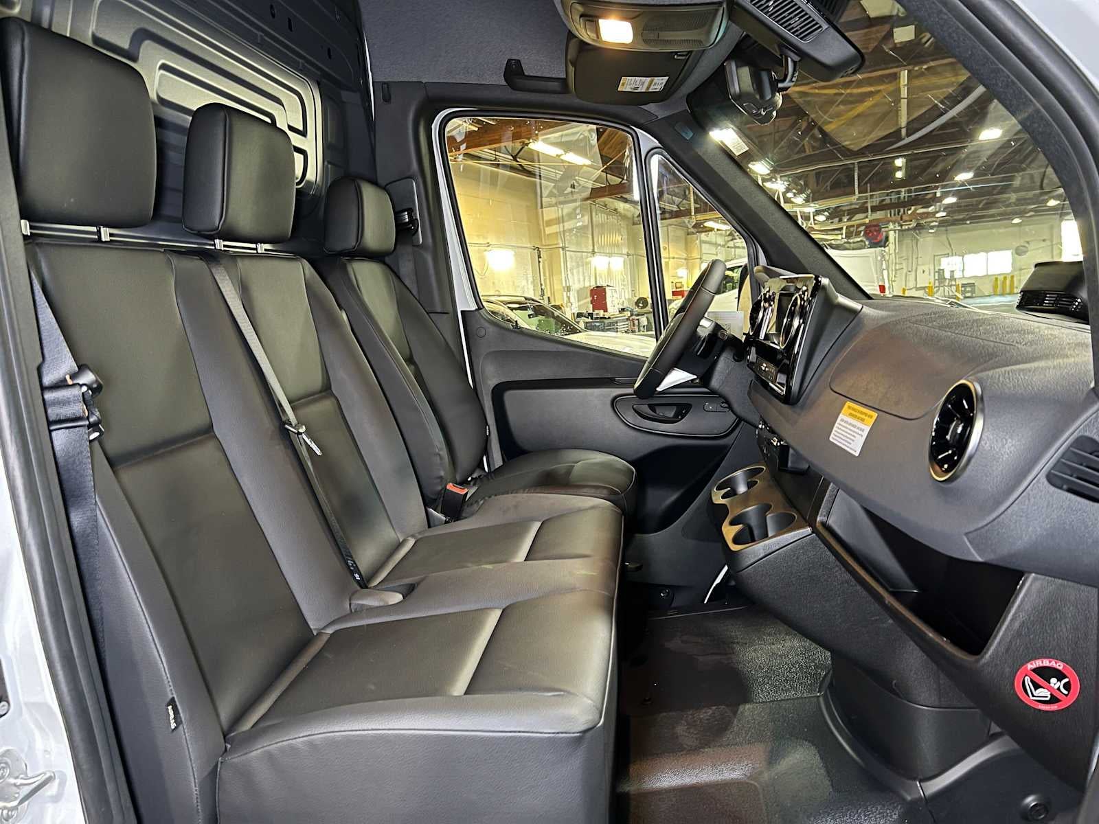 2026 Mercedes-Benz Sprinter 2500 Standard Roof I4 Diesel 144 RWD