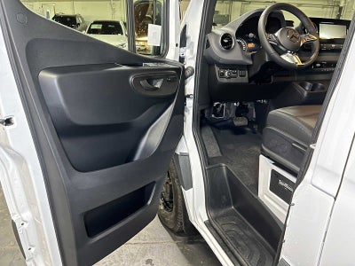 2026 Mercedes-Benz Sprinter 2500 Standard Roof I4 Diesel 144 RWD