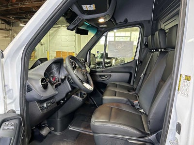 2026 Mercedes-Benz Sprinter 2500 Standard Roof I4 Diesel 144 RWD