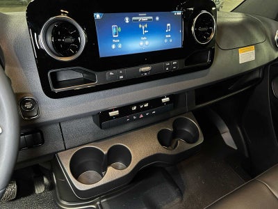 2026 Mercedes-Benz Sprinter 2500 Standard Roof I4 Diesel 144 RWD