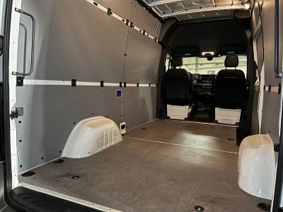 2025 Mercedes-Benz Sprinter Cargo Van 2500 Standard Roof I4 Diesel 144 RWD