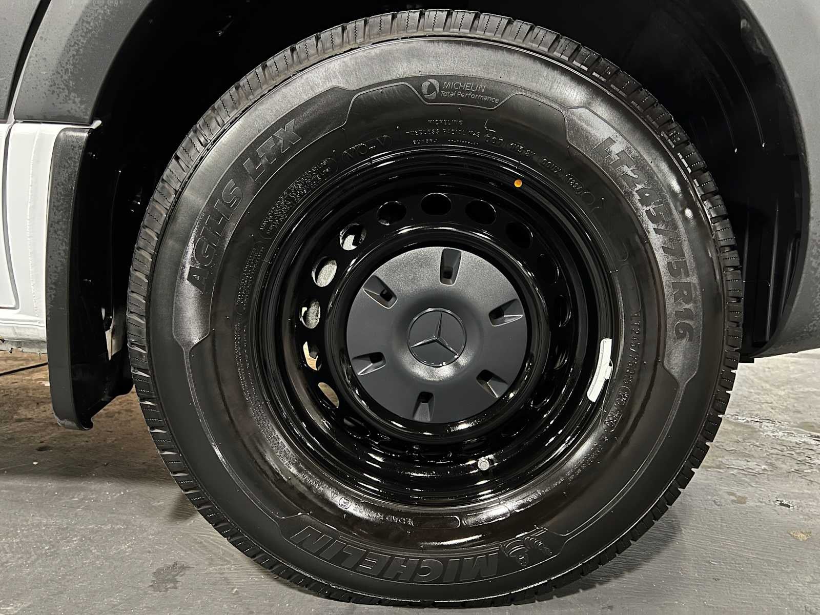 2025 Mercedes-Benz Sprinter Cargo Van 2500 Standard Roof I4 Diesel 144 RWD