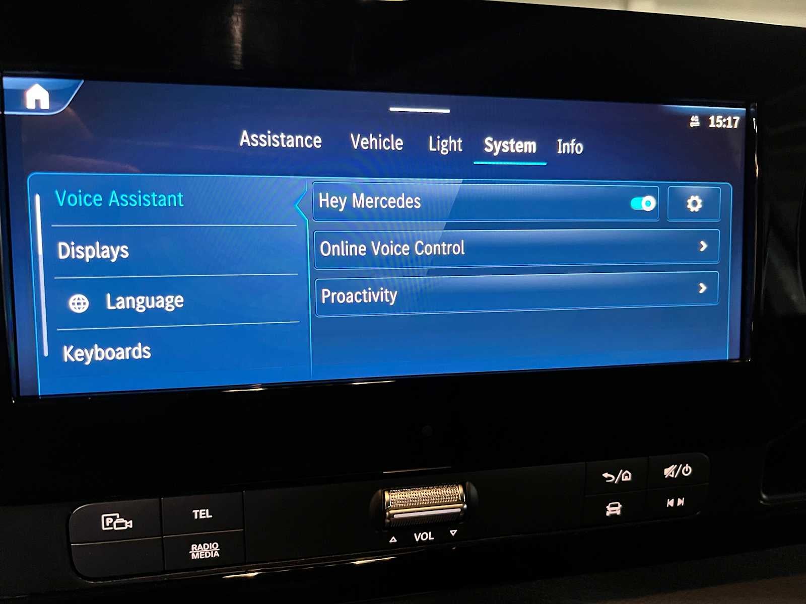 2025 Mercedes-Benz Sprinter Cargo Van 2500 Standard Roof I4 Diesel 144" RWD