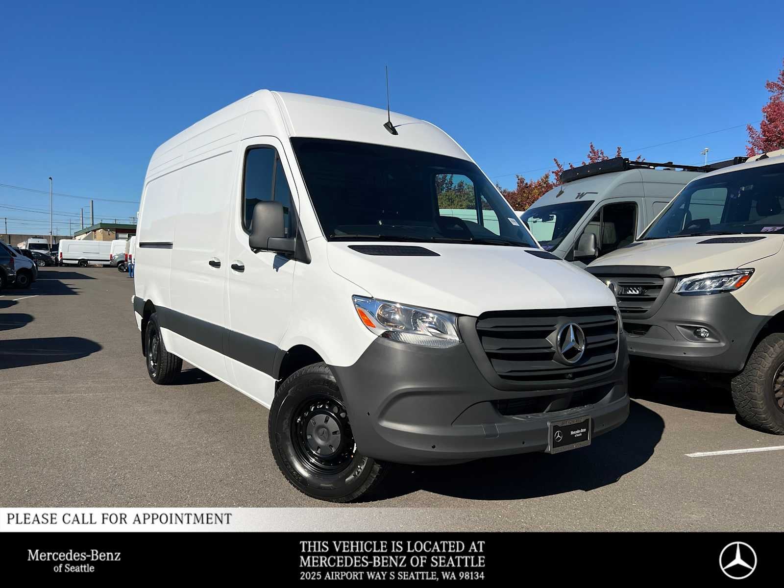 2026 Mercedes-Benz Sprinter Cargo 2500 Standard Roof I4 Diesel 144 RWD