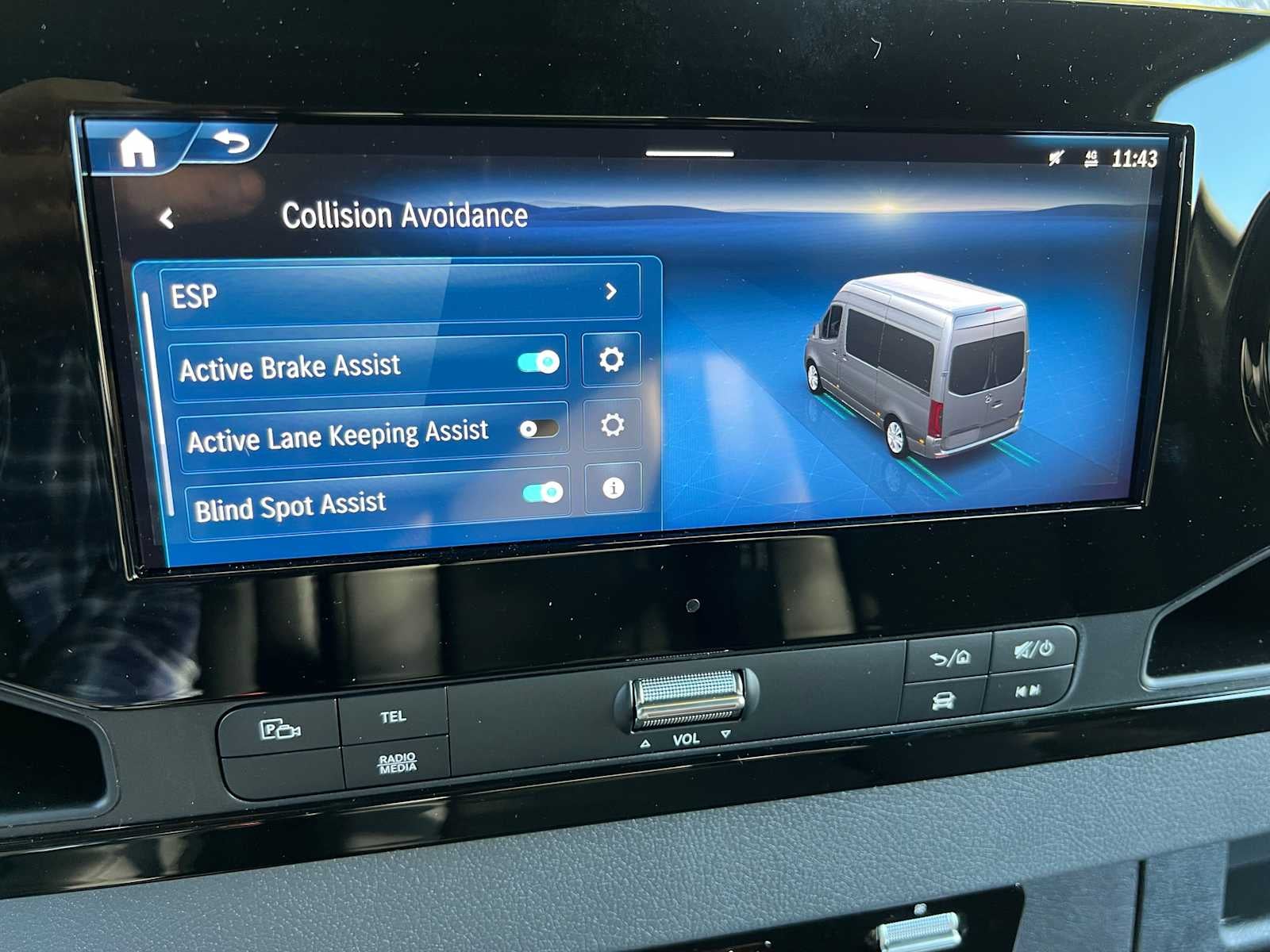 2026 Mercedes-Benz Sprinter Cargo 2500 Standard Roof I4 Diesel 144 RWD