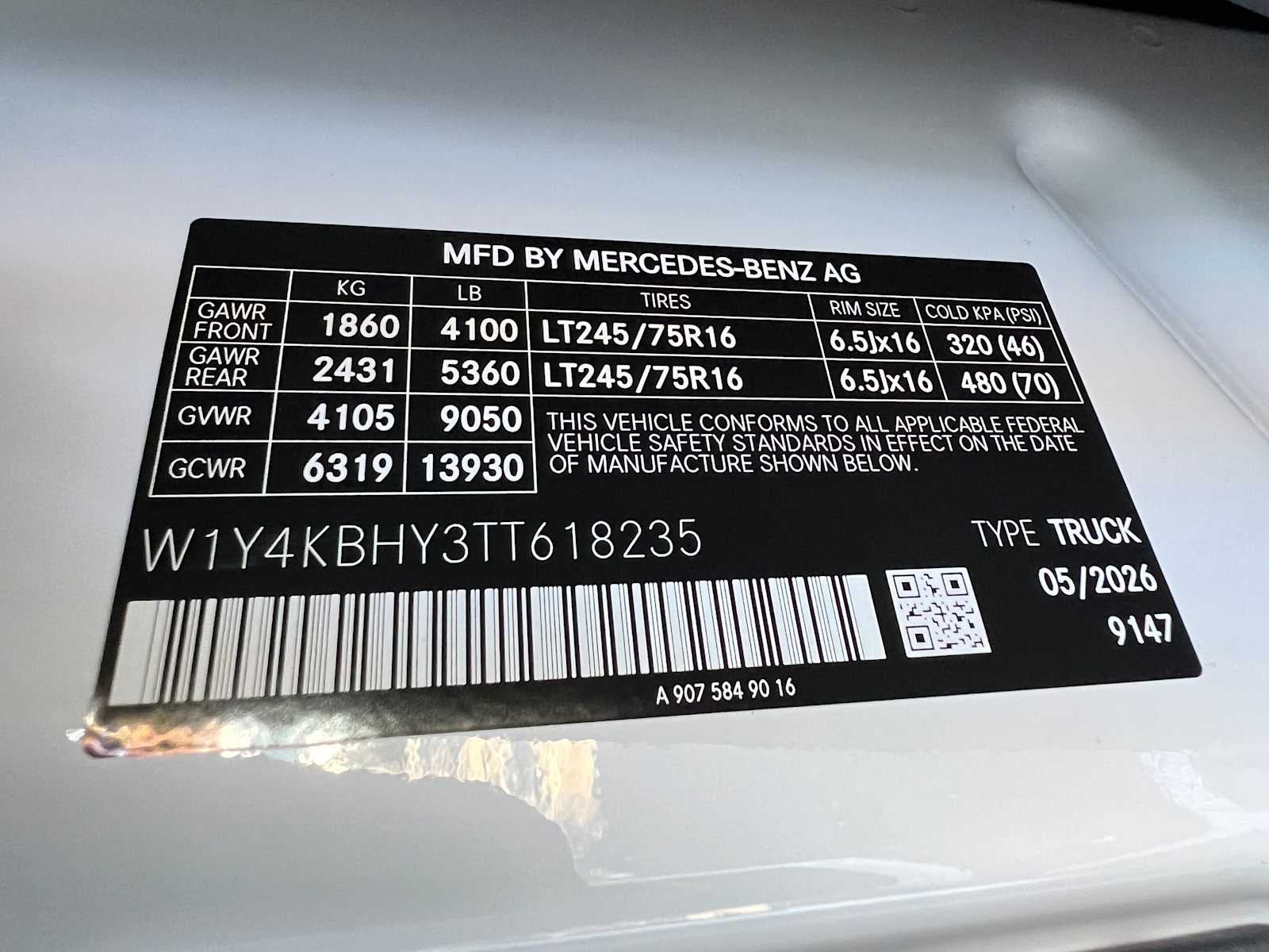 2026 Mercedes-Benz Sprinter Cargo 2500 Standard Roof I4 Diesel 144 RWD