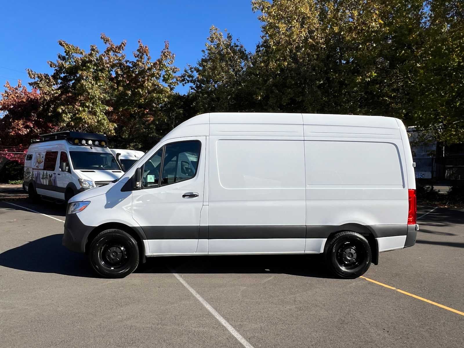 2026 Mercedes-Benz Sprinter Cargo 2500 Standard Roof I4 Diesel 144 RWD