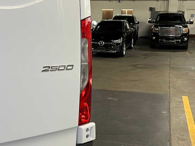 2025 Mercedes-Benz Sprinter Cargo Van 2500 Standard Roof I4 Diesel 144" RWD