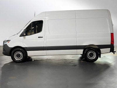 2025 Mercedes-Benz Sprinter Cargo Van 2500 Standard Roof I4 Diesel 144" RWD