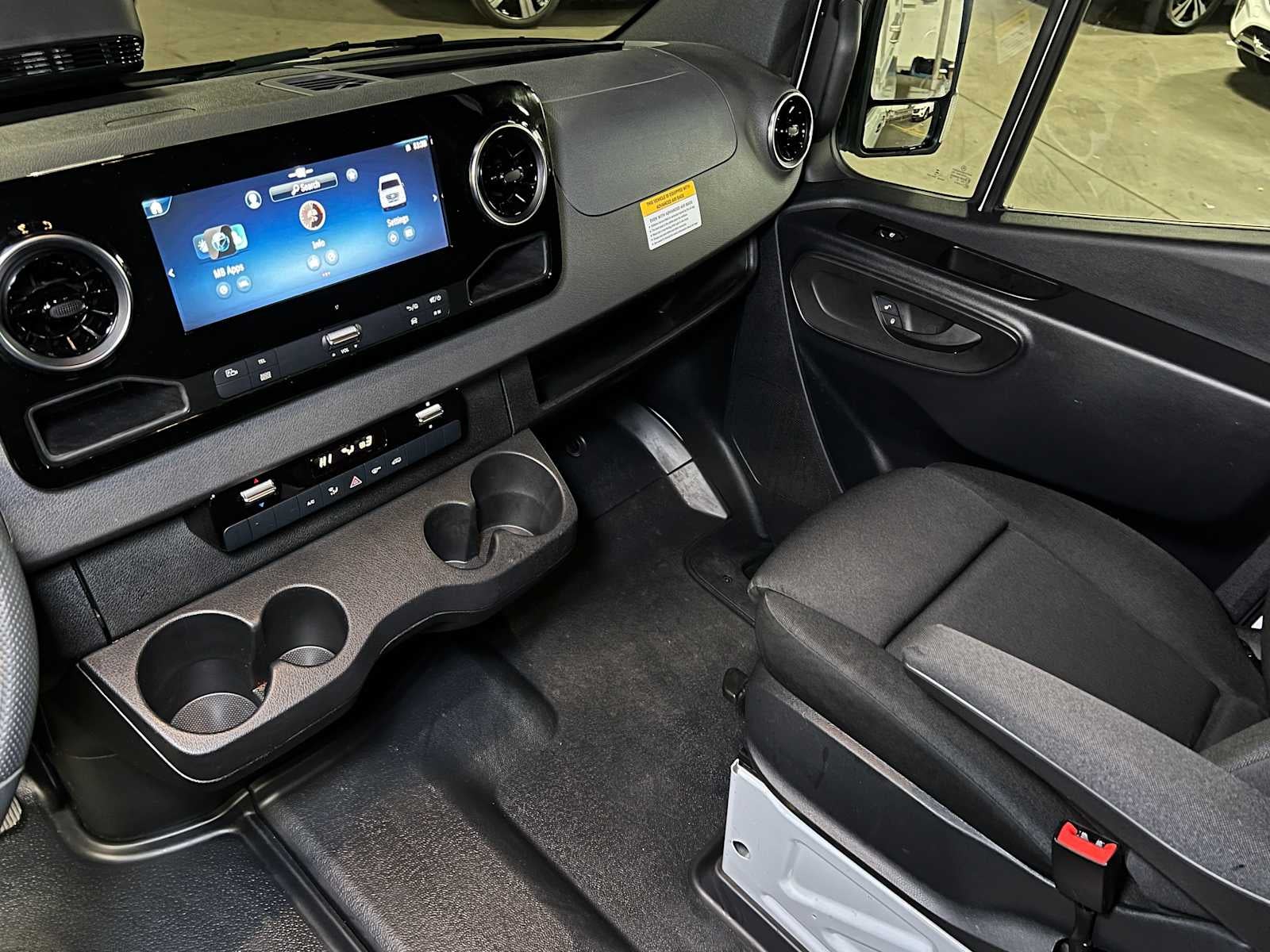 2025 Mercedes-Benz Sprinter Cargo Van 2500 Standard Roof I4 Diesel 144" RWD