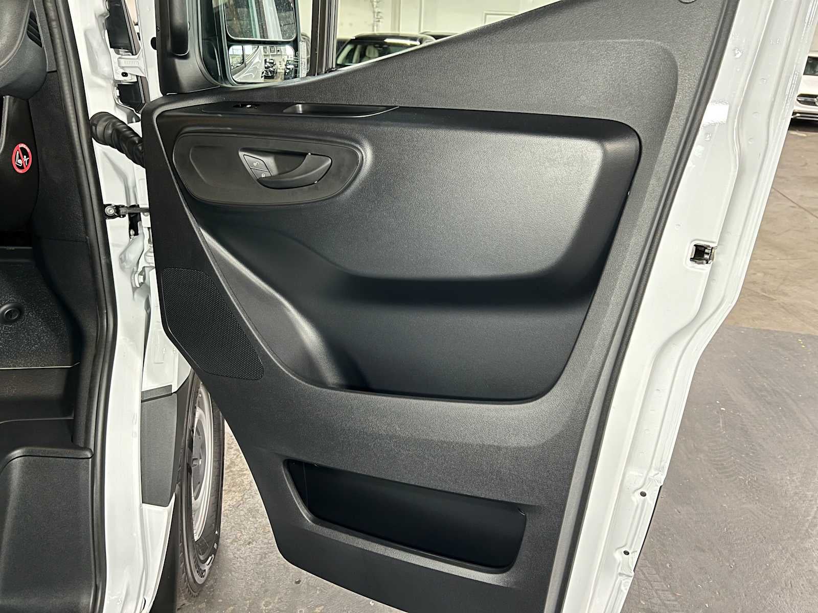 2025 Mercedes-Benz Sprinter Cargo Van 2500 Standard Roof I4 Diesel 144 RWD