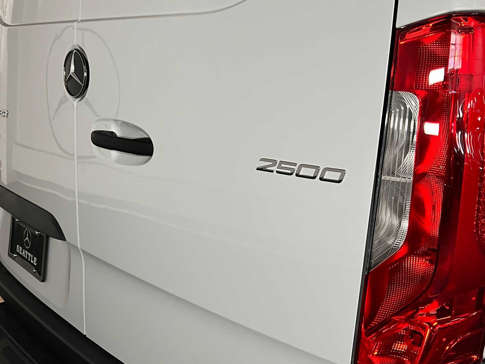 2025 Mercedes-Benz Sprinter Cargo Van 2500 Standard Roof I4 Diesel 144 RWD