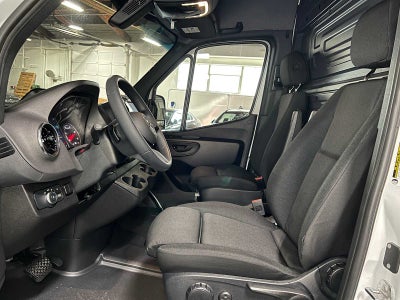 2025 Mercedes-Benz Sprinter Cargo Van 2500 Standard Roof I4 Diesel 144 RWD