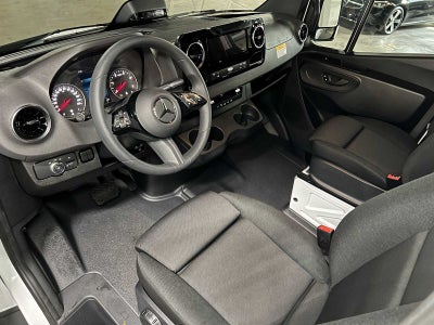 2025 Mercedes-Benz Sprinter Cargo Van 2500 Standard Roof I4 Diesel 144 RWD