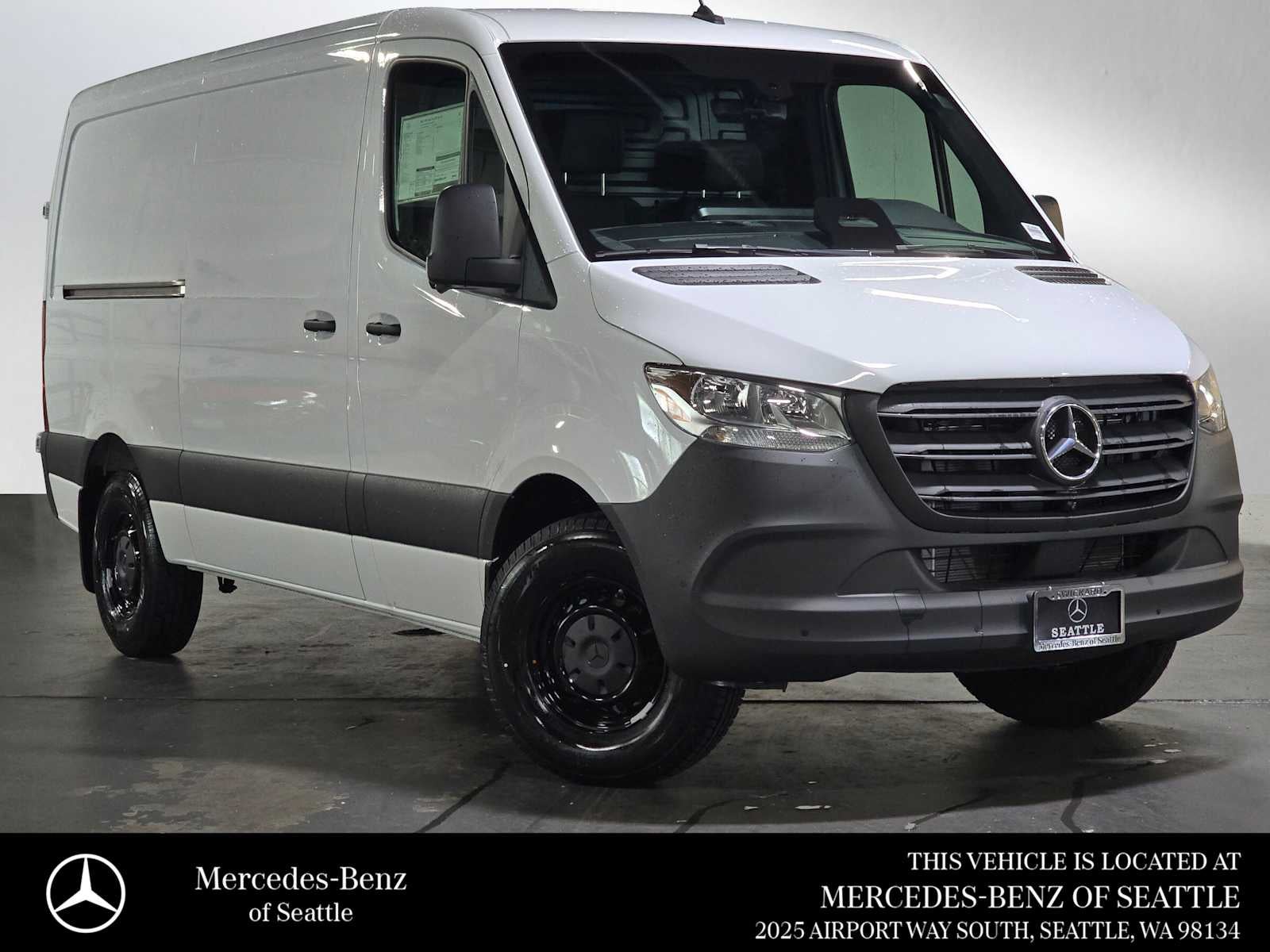2026 Mercedes-Benz Sprinter 2500 144 WB's photo