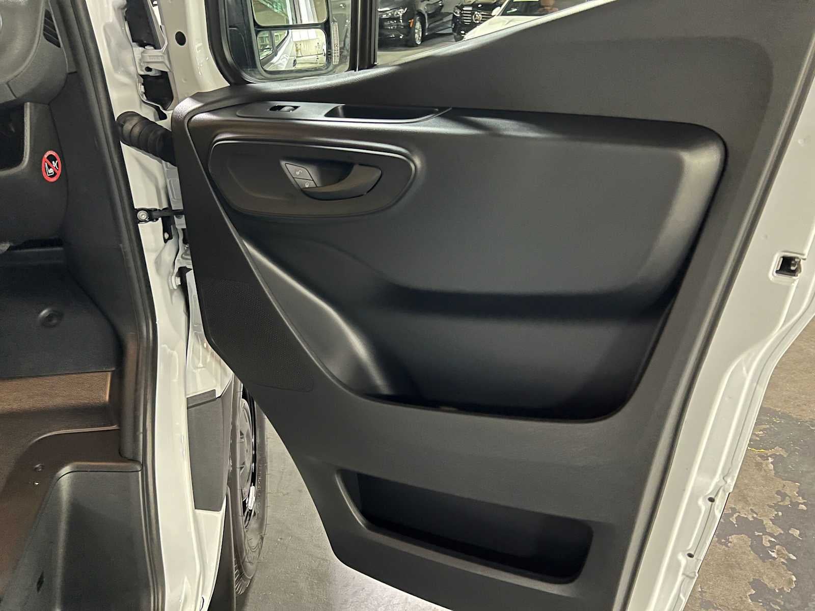2026 Mercedes-Benz Sprinter Cargo 2500 Standard Roof I4 Diesel 144 RWD