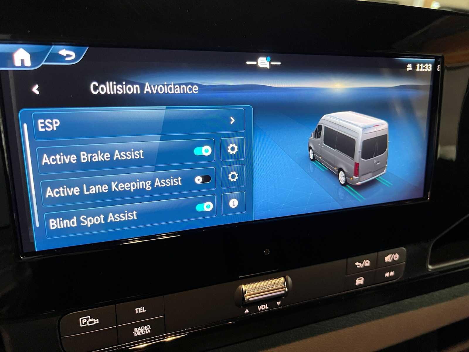 2026 Mercedes-Benz Sprinter Cargo 2500 Standard Roof I4 Diesel 144 RWD