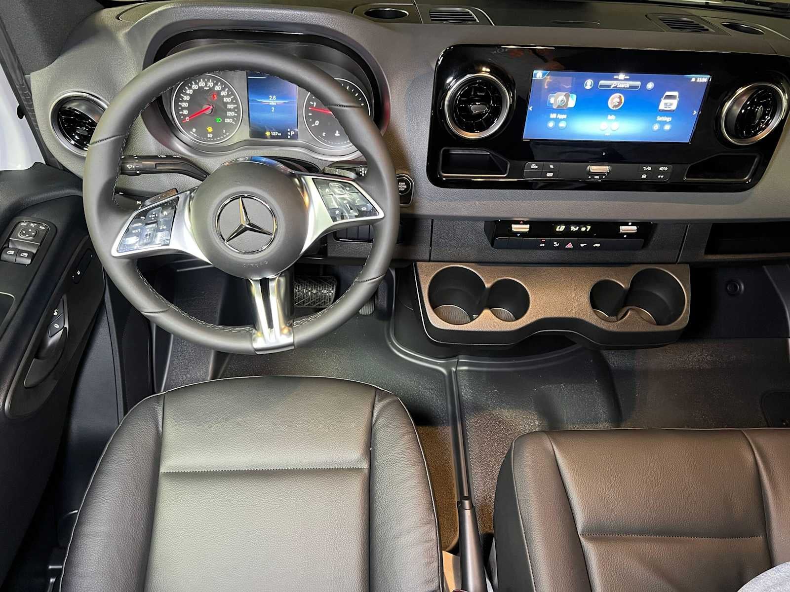 2026 Mercedes-Benz Sprinter Cargo 2500 Standard Roof I4 Diesel 144 RWD