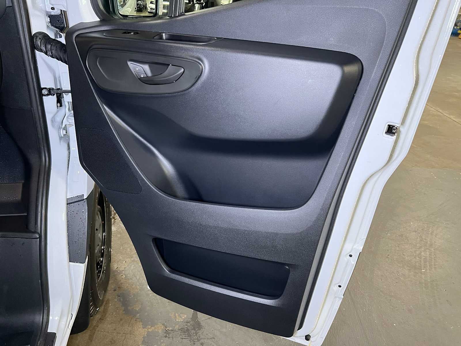 2026 Mercedes-Benz Sprinter Cargo 2500 Standard Roof I4 Diesel 144 RWD