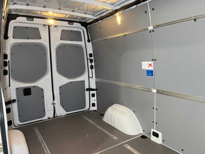 2026 Mercedes-Benz Sprinter Cargo 2500 Standard Roof I4 Diesel 144 RWD