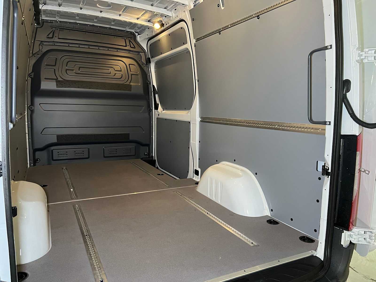 2026 Mercedes-Benz Sprinter Cargo 2500 Standard Roof I4 Diesel 144 RWD