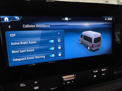 2025 Mercedes-Benz Sprinter Cargo Van 2500 Standard Roof I4 Diesel 144" RWD