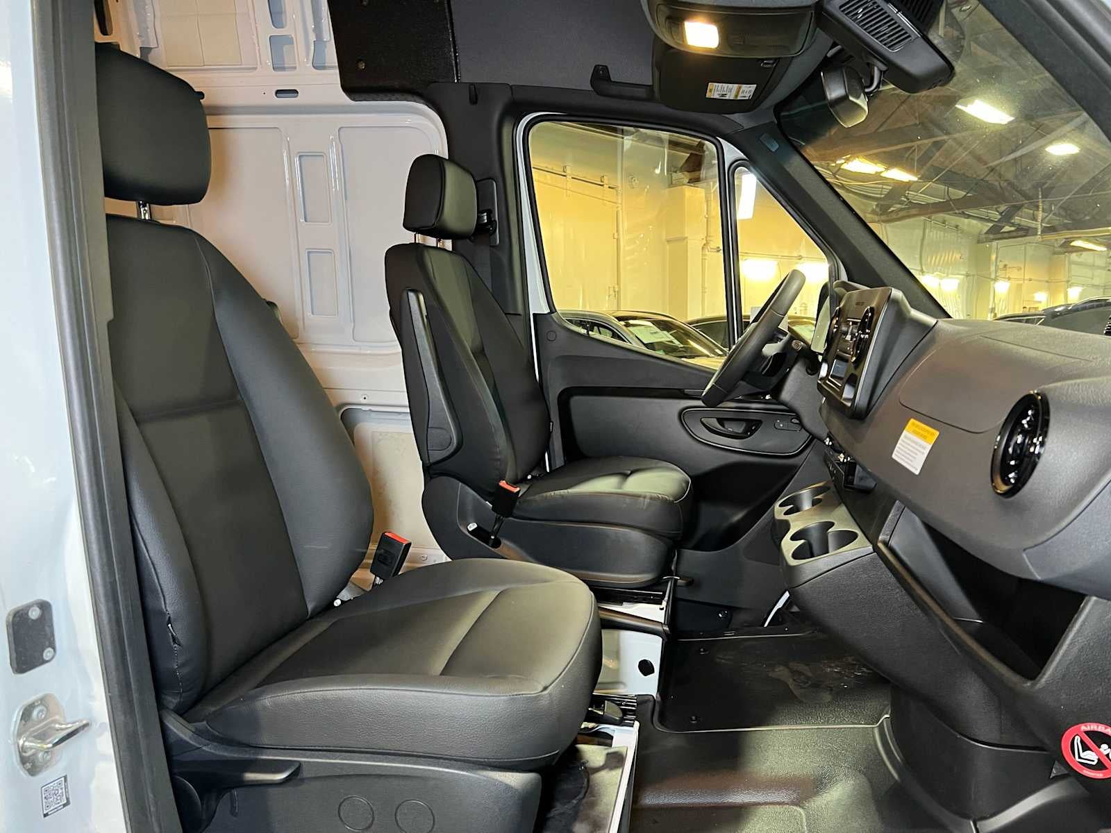 2025 Mercedes-Benz Sprinter Cargo Van 2500 Standard Roof I4 Diesel 144 RWD