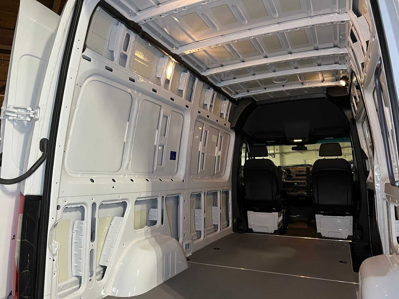 2025 Mercedes-Benz Sprinter Cargo Van 2500 Standard Roof I4 Diesel 144 RWD