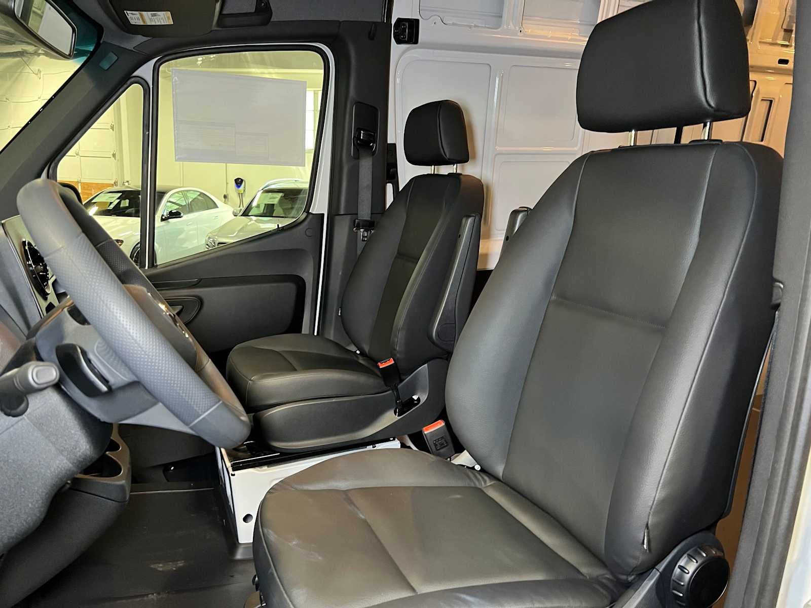 2025 Mercedes-Benz Sprinter Cargo Van 2500 Standard Roof I4 Diesel 144 RWD