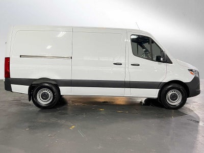 2025 Mercedes-Benz Sprinter Cargo Van 2500 Standard Roof I4 Diesel 144 RWD