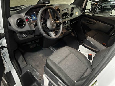 2025 Mercedes-Benz Sprinter Cargo Van 2500 Standard Roof I4 Diesel 144 RWD