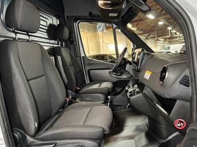 2025 Mercedes-Benz Sprinter Cargo Van 2500 Standard Roof I4 Diesel 144 RWD
