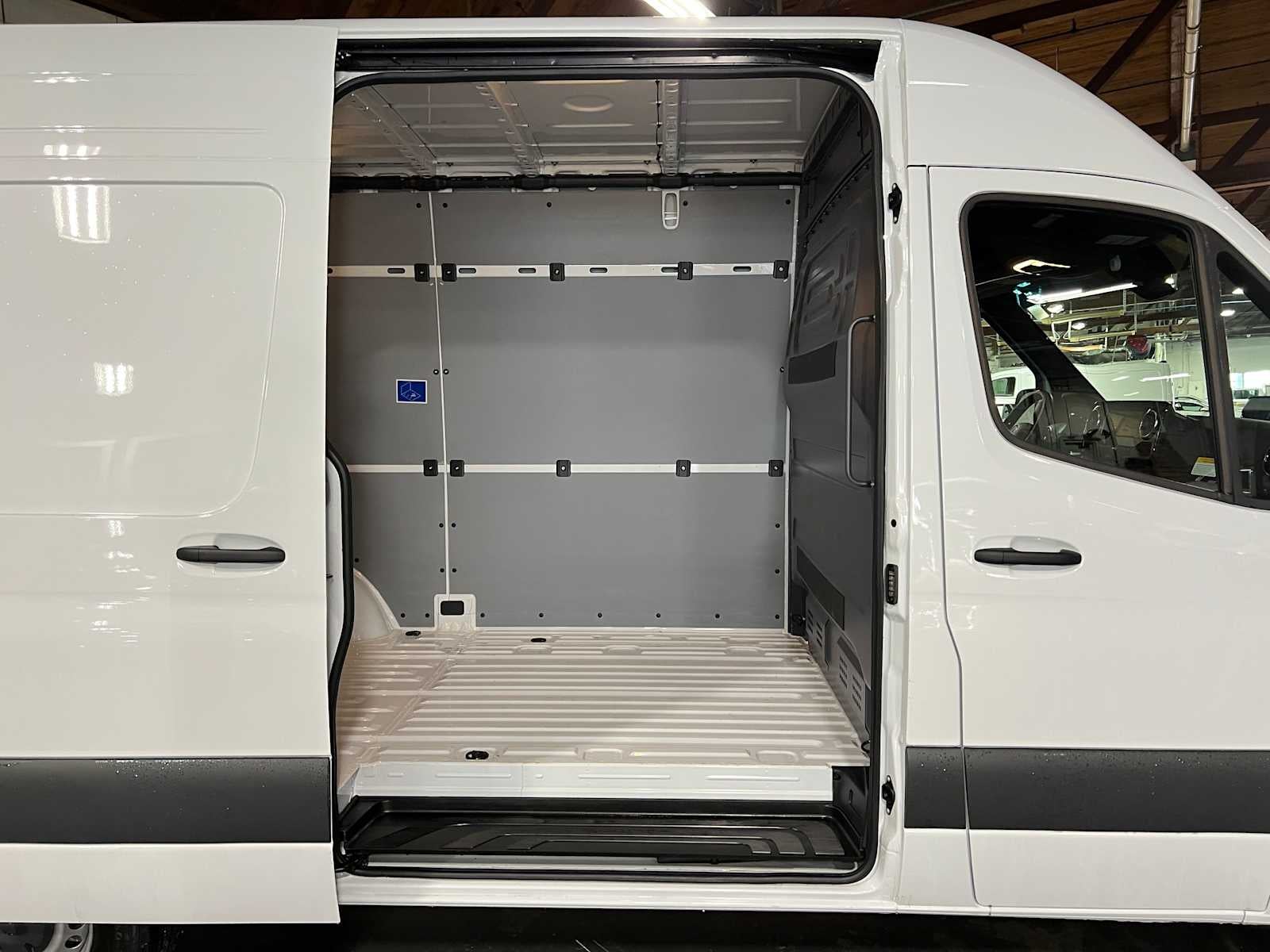 2025 Mercedes-Benz Sprinter Cargo Van 2500 Standard Roof I4 Diesel 144 RWD