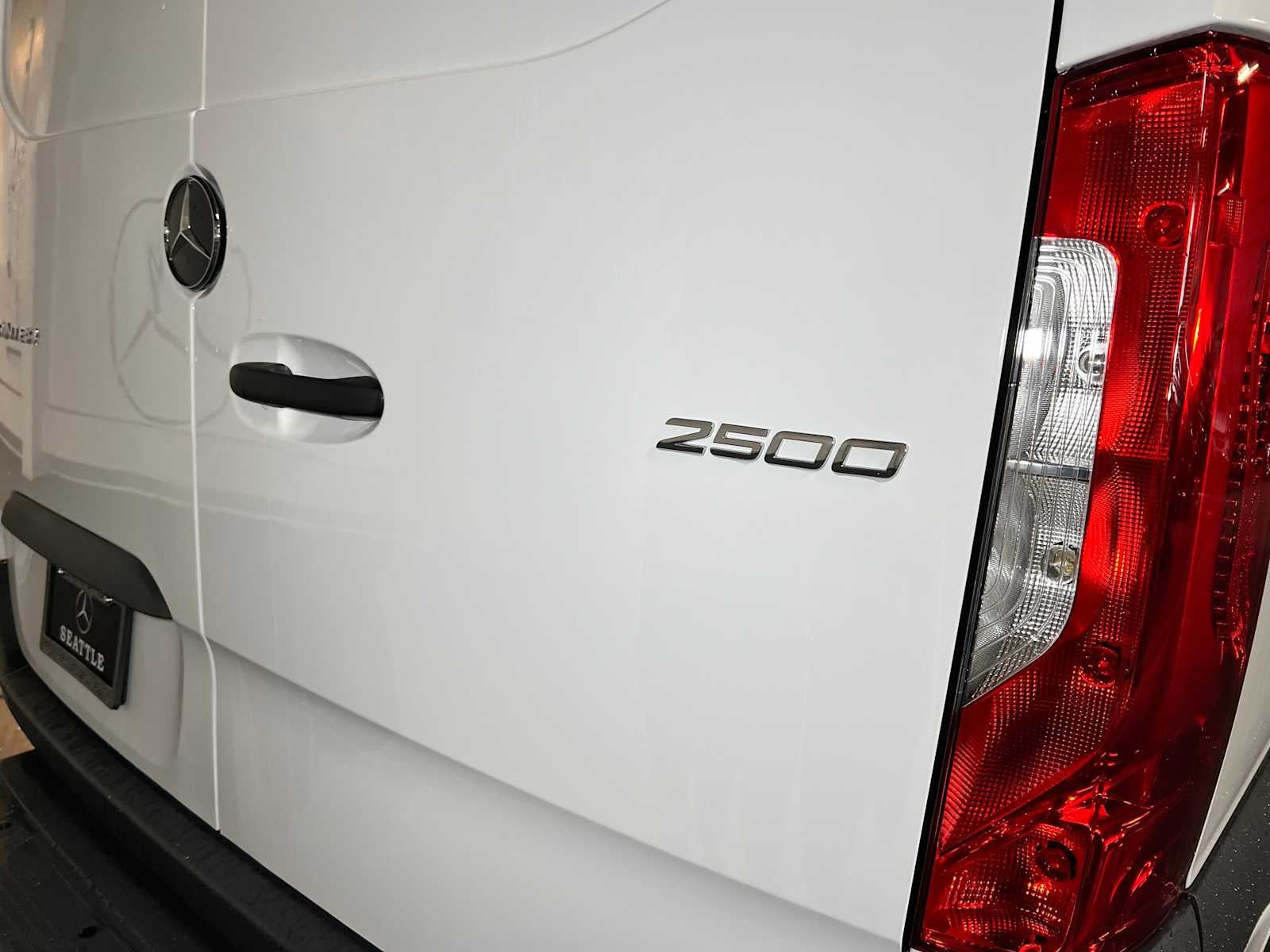 2025 Mercedes-Benz Sprinter Cargo Van 2500 Standard Roof I4 Diesel 144 RWD