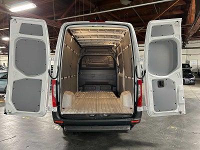 2025 Mercedes-Benz Sprinter Cargo Van 2500 Standard Roof I4 Diesel 144 RWD