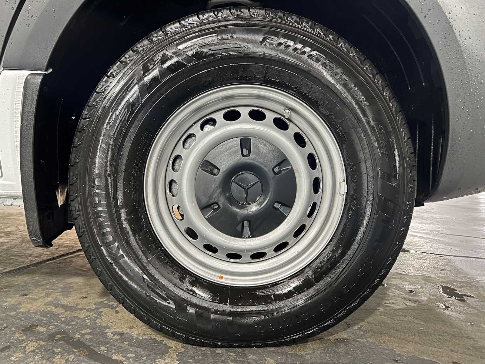 2025 Mercedes-Benz Sprinter Cargo Van 2500 Standard Roof I4 Diesel 144 RWD