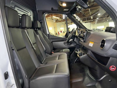 2026 Mercedes-Benz Sprinter Cargo 2500 Standard Roof I4 Diesel 144 RWD
