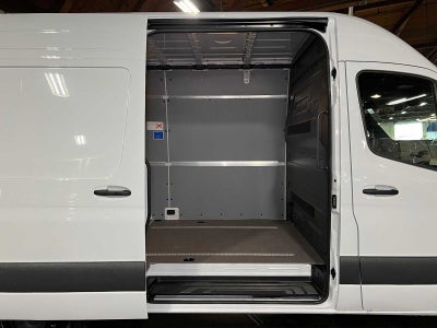 2026 Mercedes-Benz Sprinter Cargo 2500 Standard Roof I4 Diesel 144 RWD