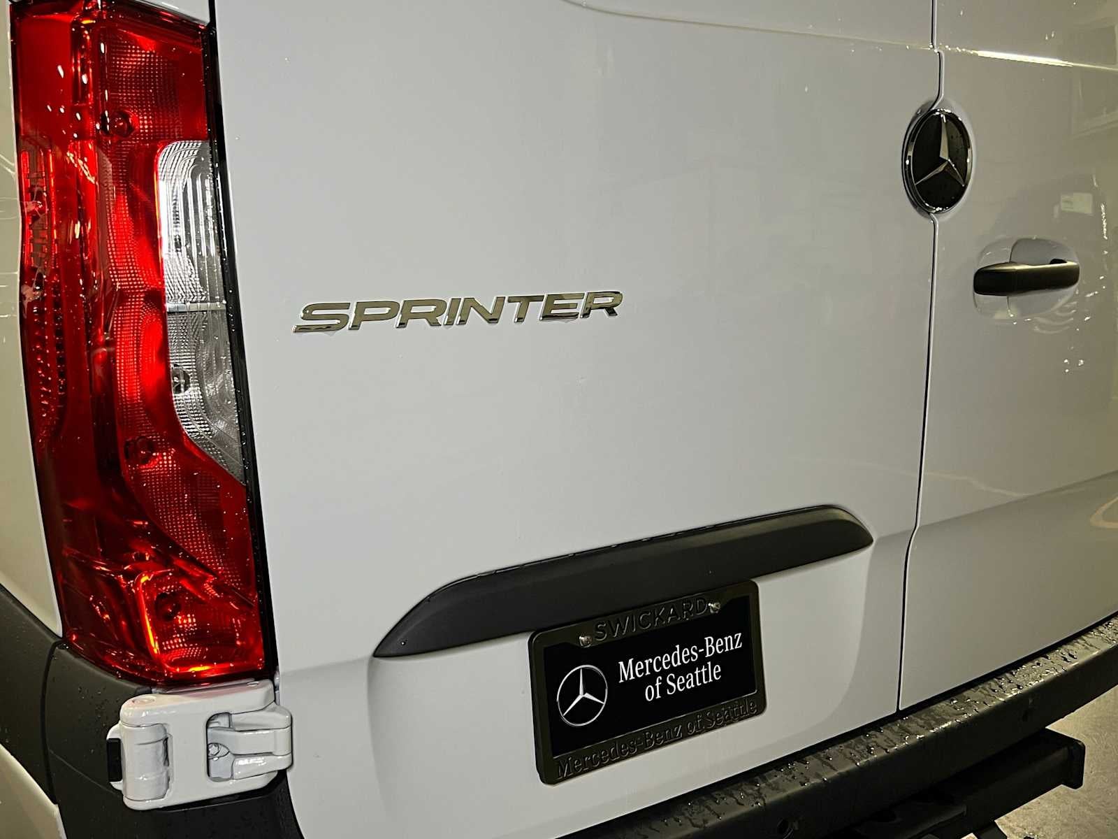 2026 Mercedes-Benz Sprinter Cargo 2500 Standard Roof I4 Diesel 144 RWD