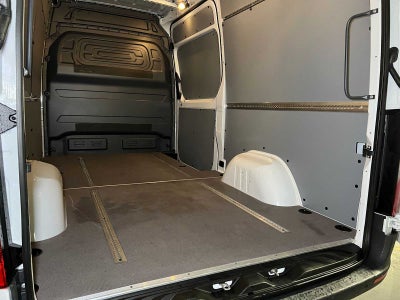 2026 Mercedes-Benz Sprinter Cargo 2500 Standard Roof I4 Diesel 144 RWD